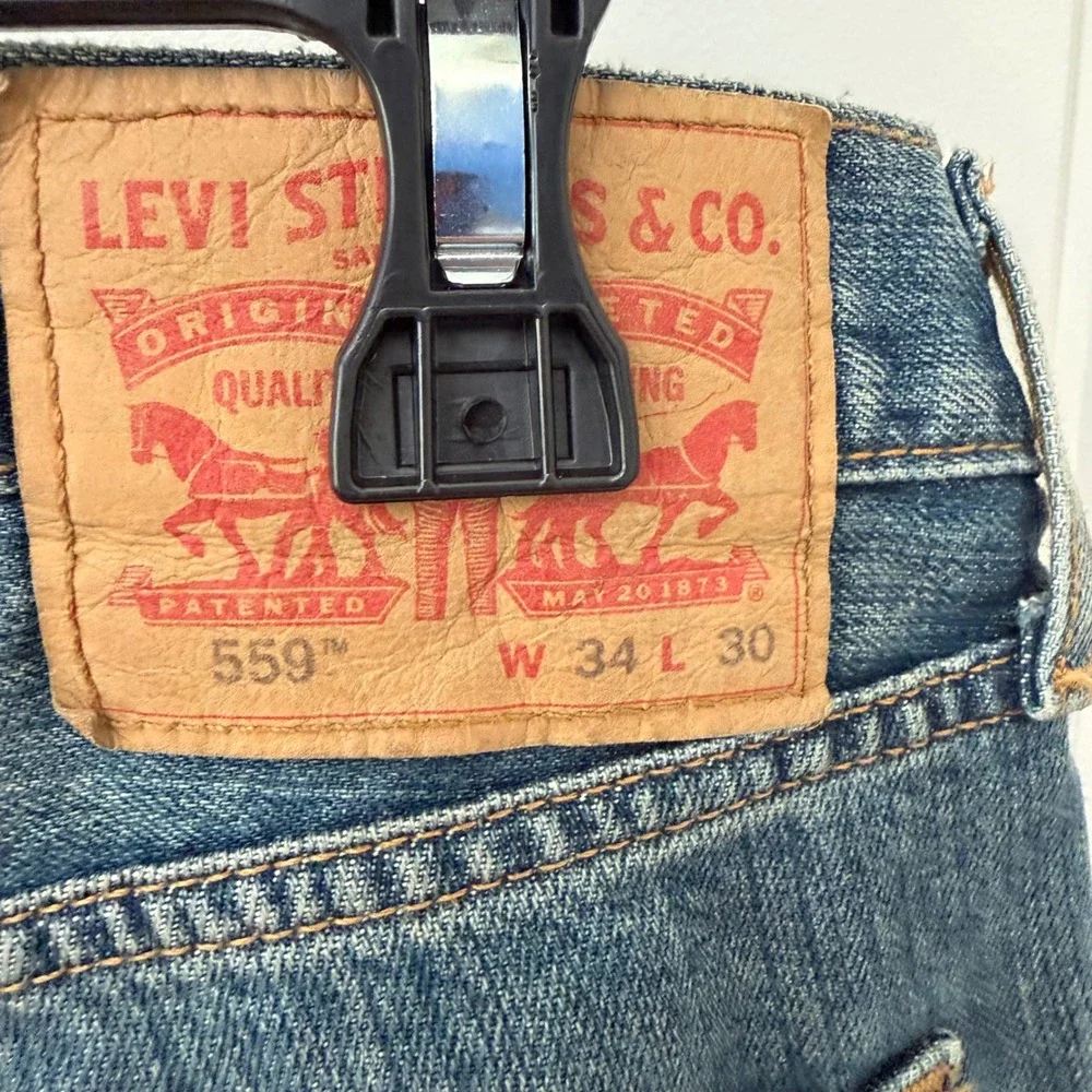 Levi's 559 Relaxed Straight 34x30 Blue Medium Wash Denim Jeans Classic